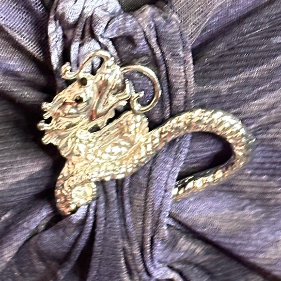 V Cristina Black & Purple Top w/ Dragon Embellishment Size XL NWOT - Picture 4 of 4